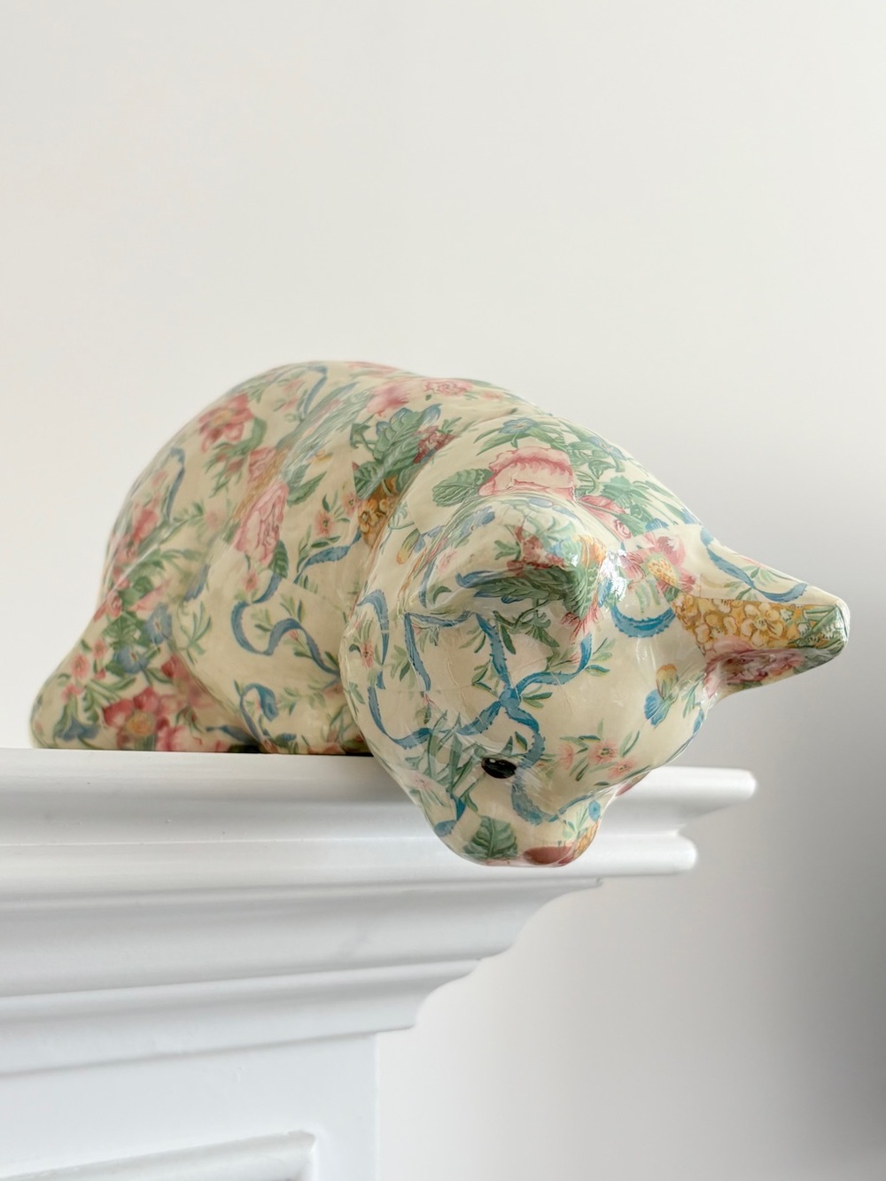 Vintage Decoupage Cat Shelf Sitter Country Cottage Grandma 80s 90s